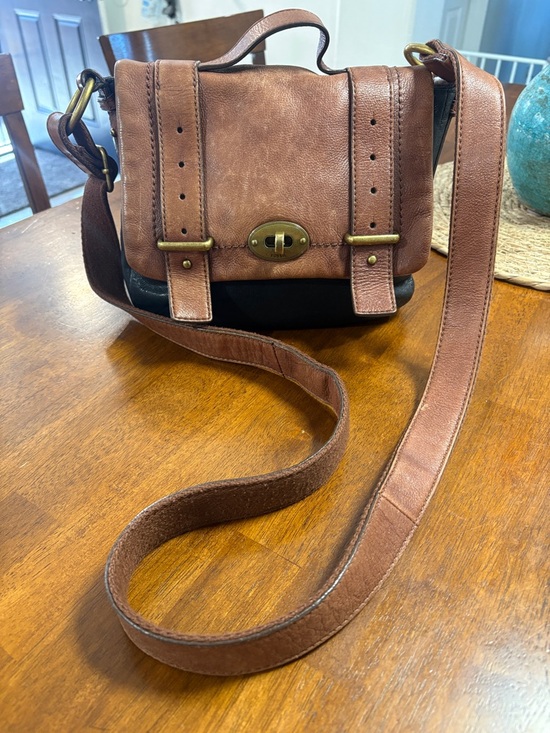Fossil Handbags - FOSSIL Brown Leather Crossbody Messenger Bag - Unbranded
